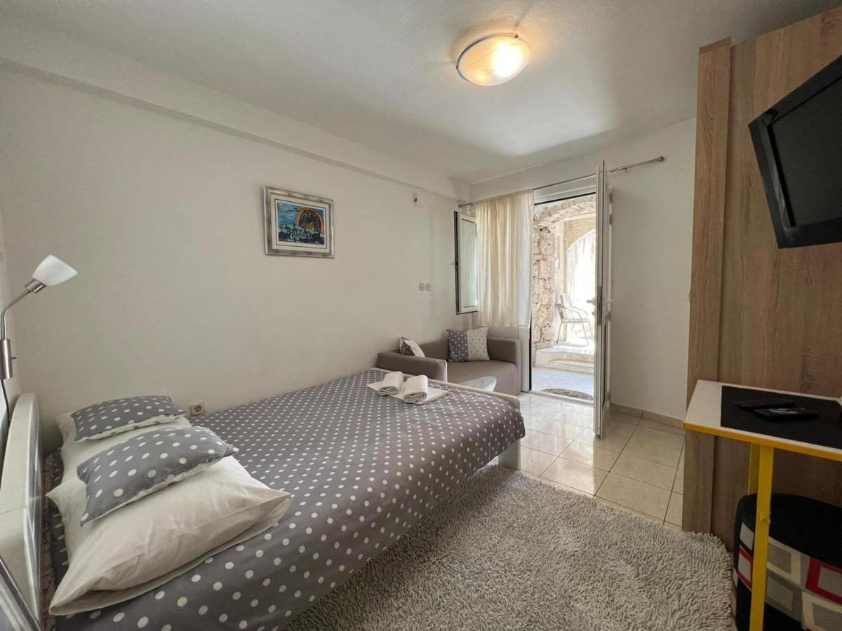 Old Town Apartment Nina 1 Split Exterior foto
